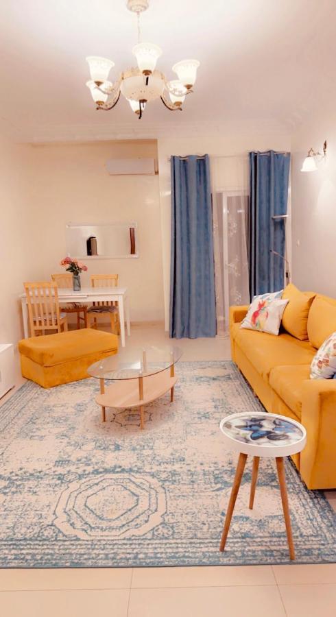داكاغْ Yelow Home المظهر الخارجي الصورة